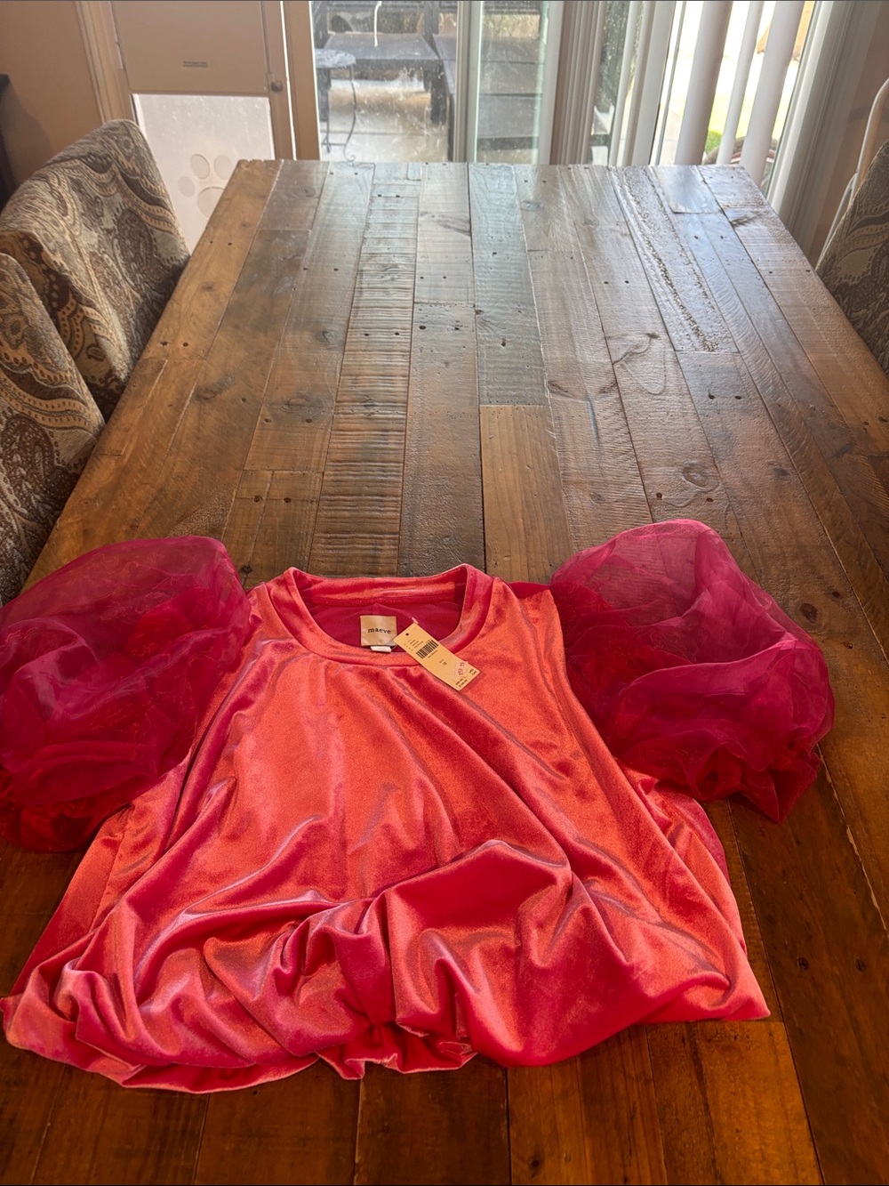 Maeve Hot Pink Puff-Sleeve Velvet Top